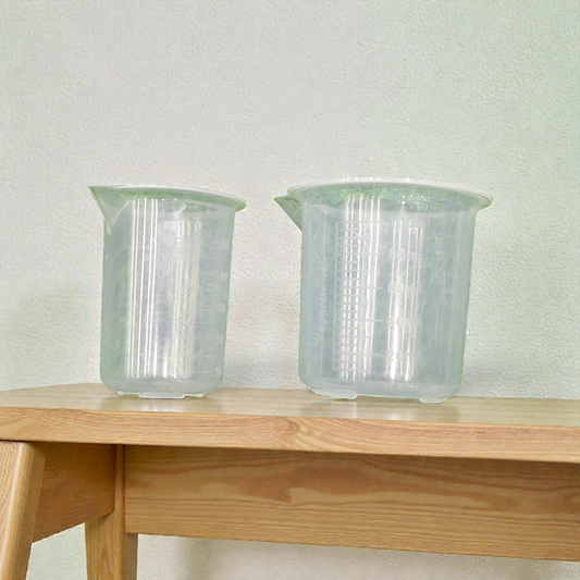 Plastic Measuring Cups – Pair (50ml & 100ml)